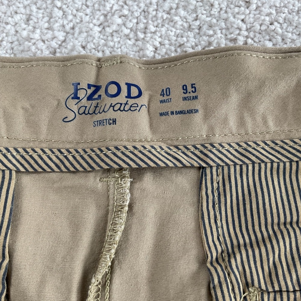 IZOD Saltwater Relaxed Classics Khaki Flat Front Shorts Mens 40W 9.5 Inseam‎ NEW - Picture 4 of 7